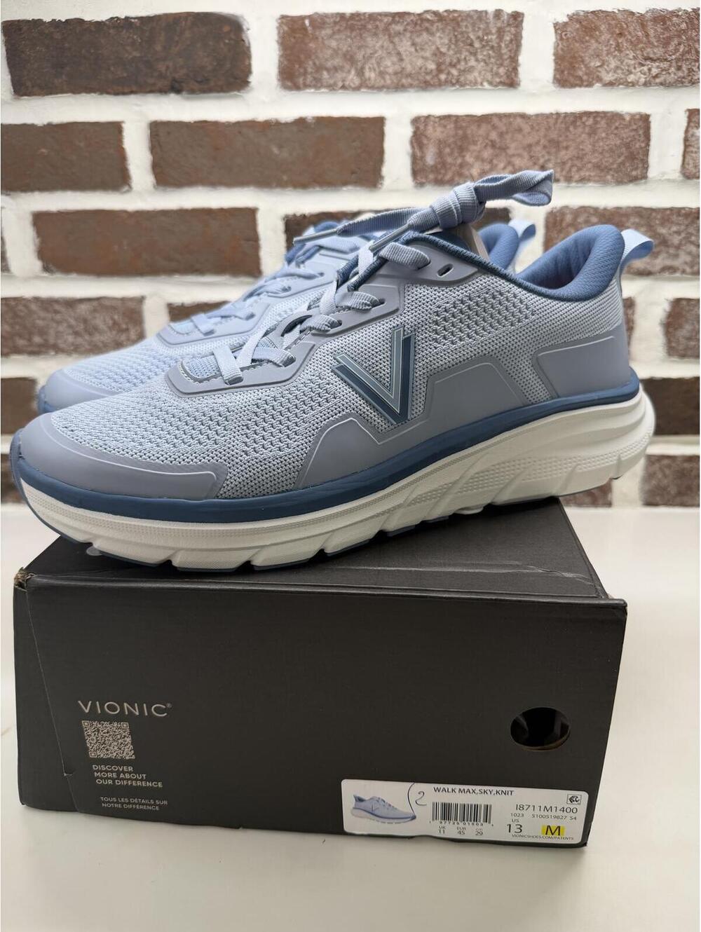 Vionic Walk Max Women's Lace Up Sneaker Skyway Blue 13M